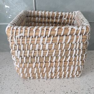 Small Seagrass Basket with White Accents